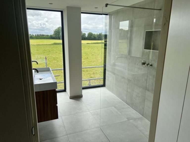 De badkamer na de restauratie